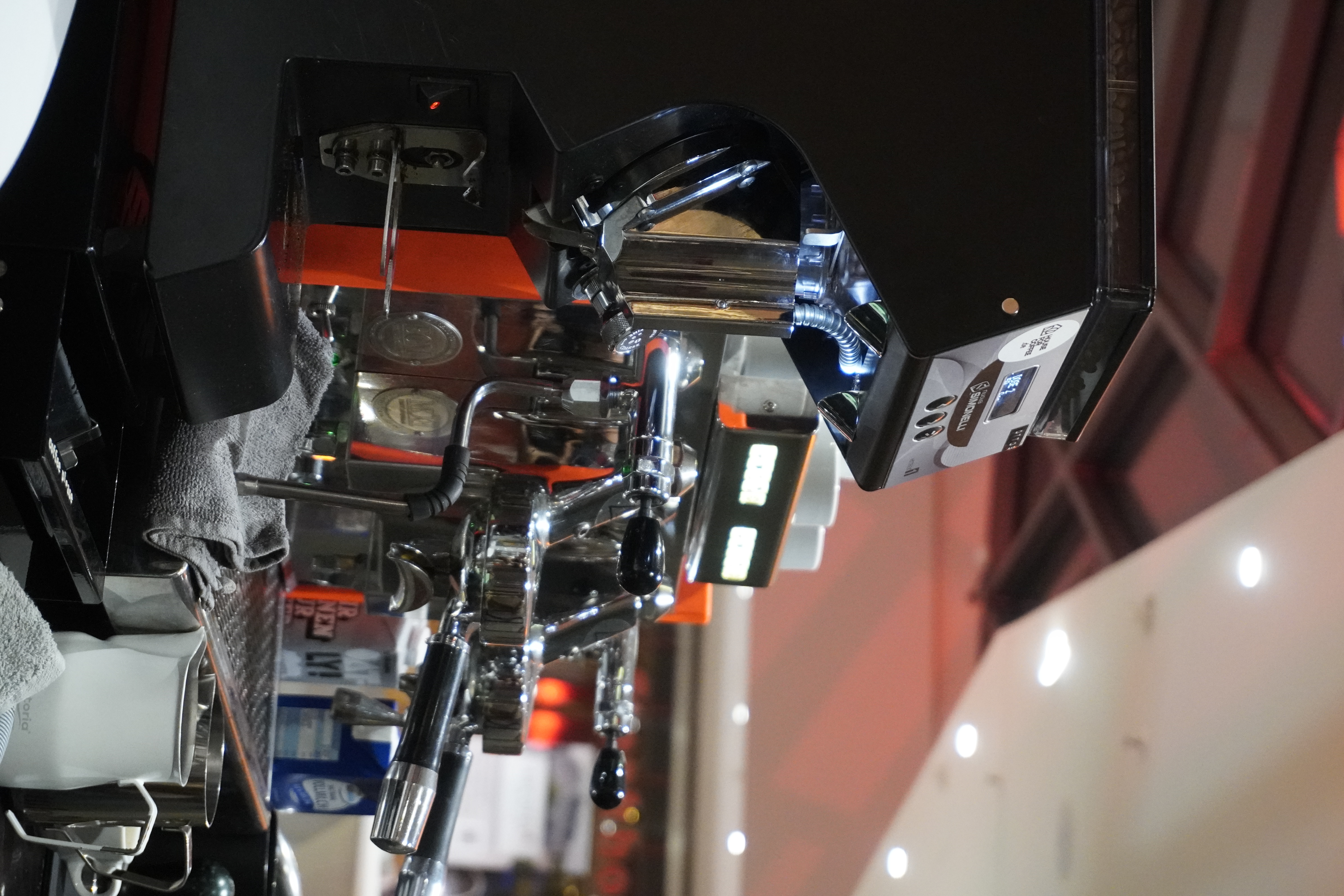 Professionelle Siebträger-Maschine für mobile Kaffeebar